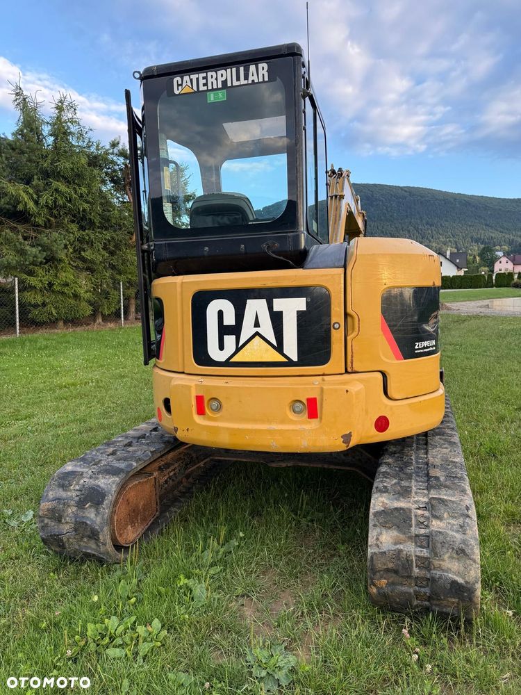 Caterpillar - 2