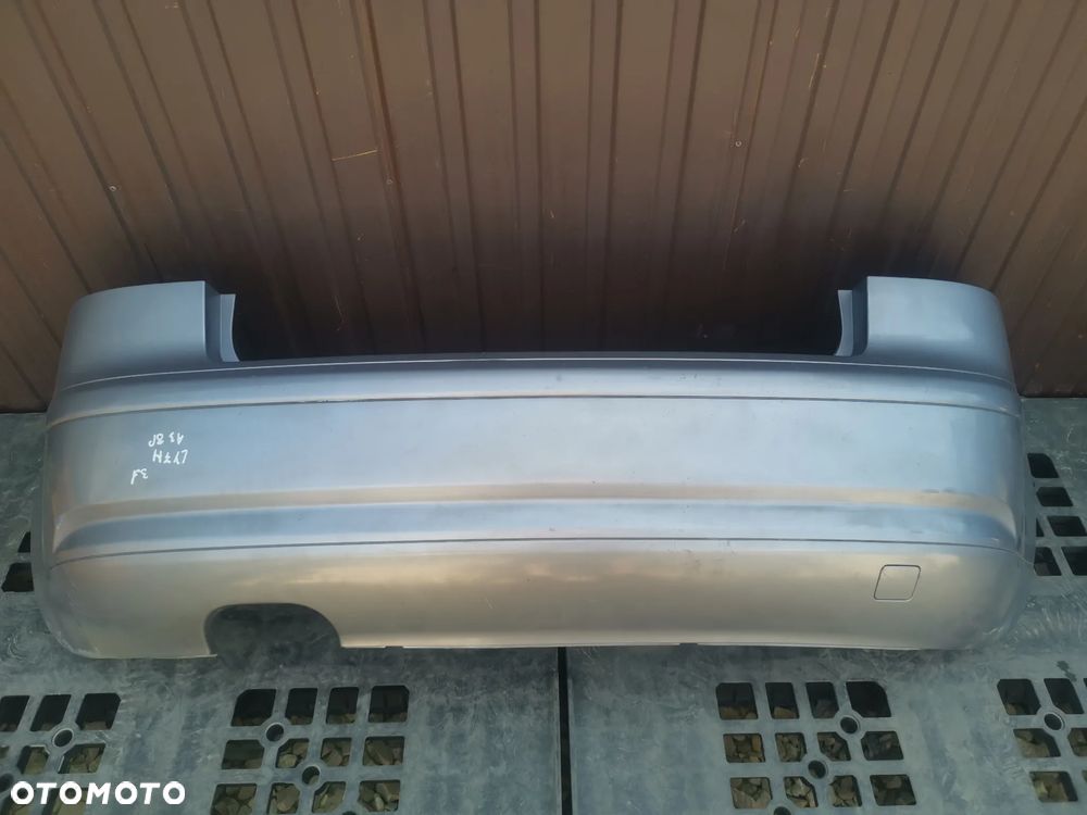 Audi A3 8P 3D Zderzak Tył Kol: LY7H