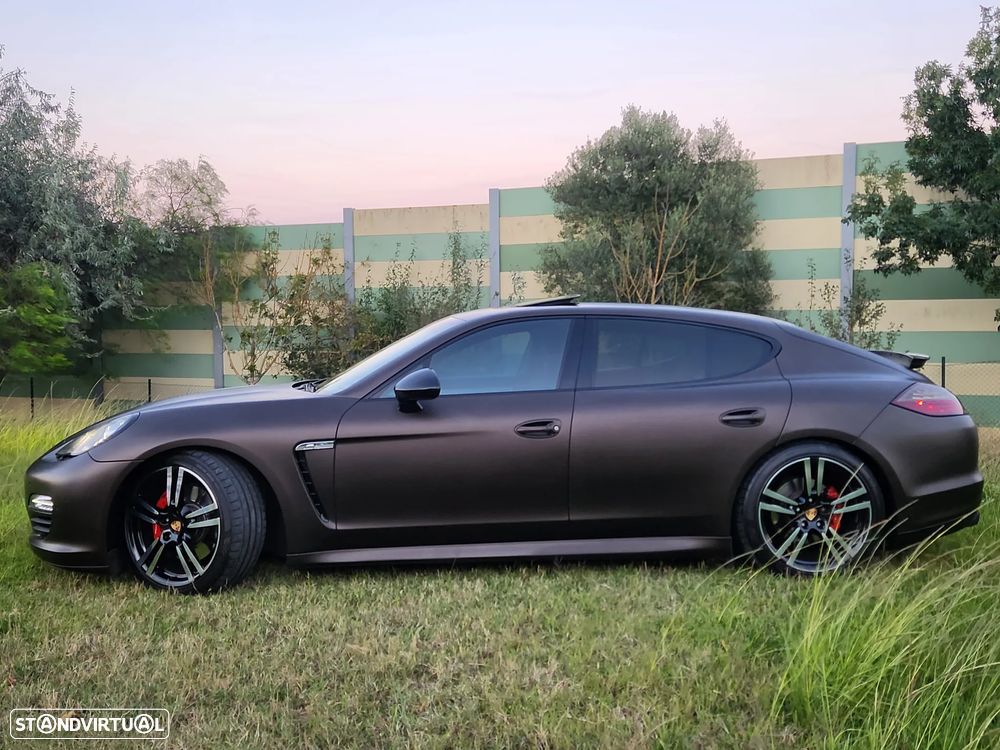 Porsche Panamera Platinum Edition - 2