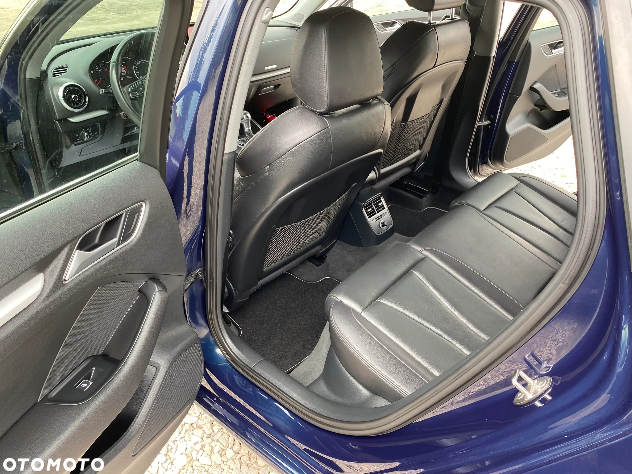 Audi A3 1.6 TDI Sportback (clean diesel) S tronic Attraction - 12