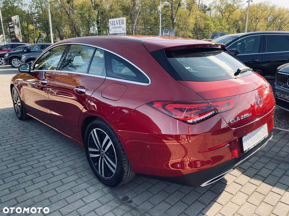 Mercedes-Benz CLA 200 d 8G-DCT Special Edition - 4