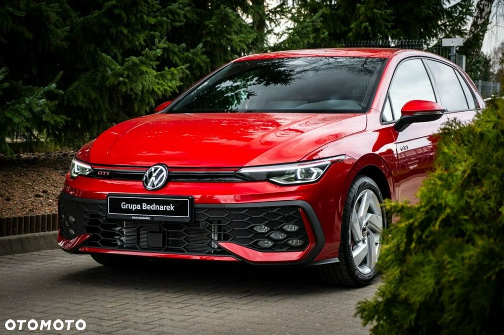 Volkswagen Golf - 12