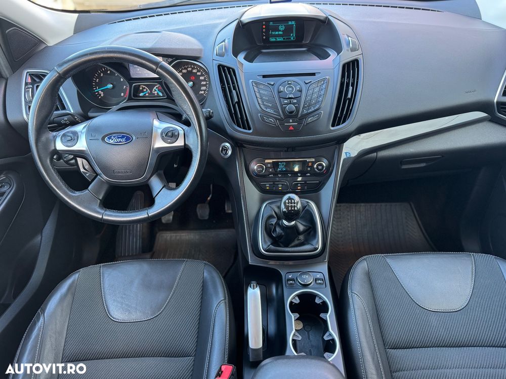 Ford Kuga 1.5 EcoBoost 2WD Titanium - 5