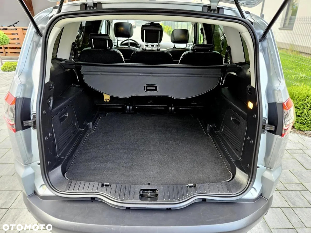 Ford S-Max 2.0 TDCi DPF Titanium - 27