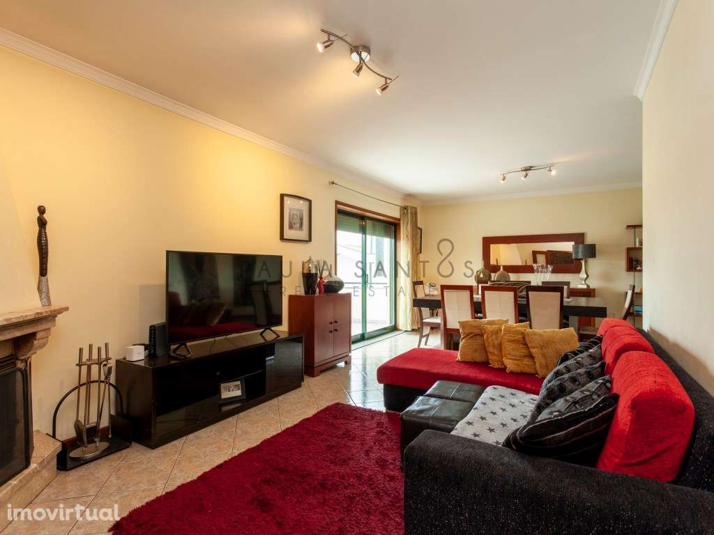 MORADIA T4 + ESCRITÓRIO | ÁGUAS SANTAS | MAIA - Grande imagem: 4/40