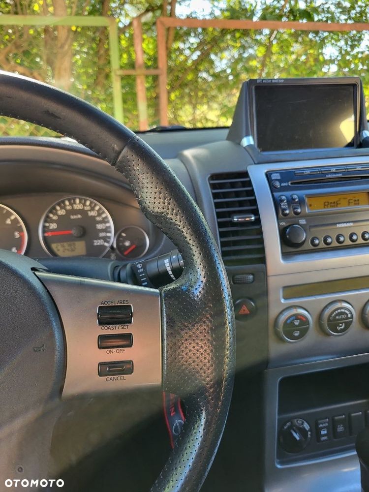 Nissan Pathfinder 2.5 DCi Elegance / LE - 9