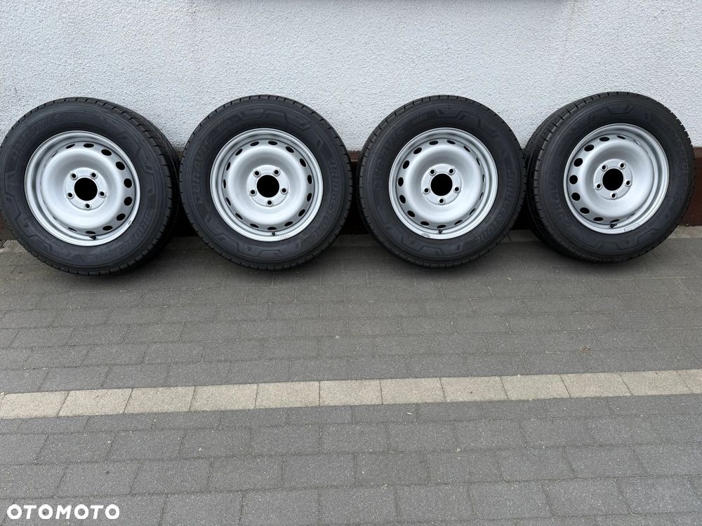 225 65 16C / RENAULT RENO Master OPEL Movano Nissan NV400 /et66 / 5x130 - 2