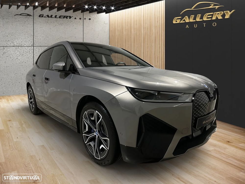 BMW iX xDrive 40 Pack Desportivo - 3