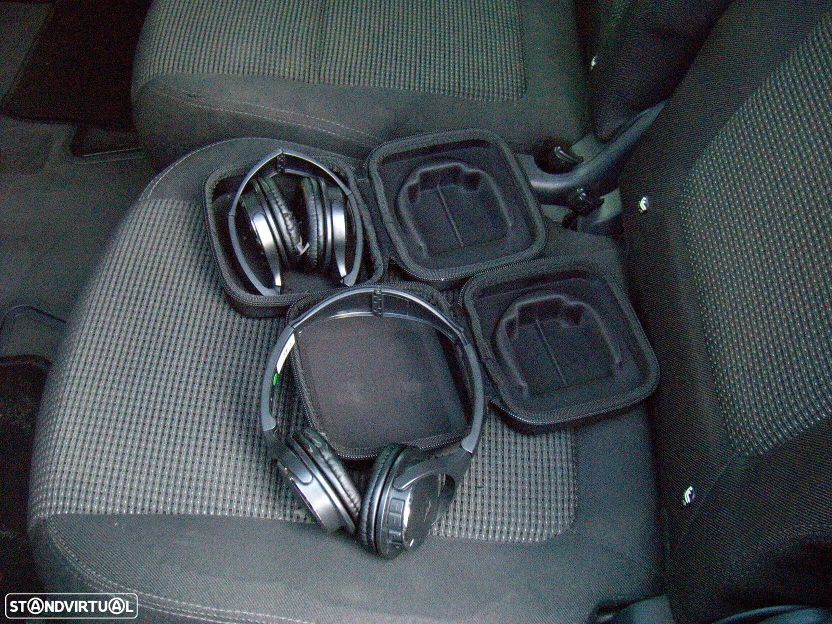 Peugeot 5008 1.6 HDi Executive JLL17 - 27