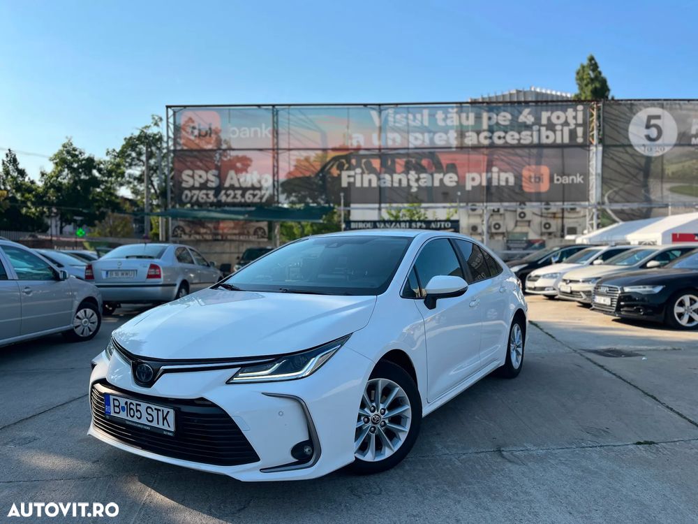 Toyota Corolla 1.8 HSD Dynamic - 1