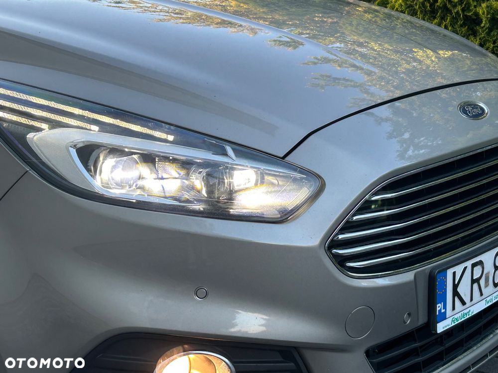 Ford S-Max - 10