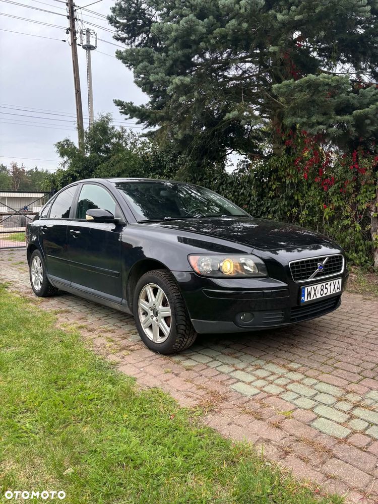 Volvo S40 1.8 Momentum - 4