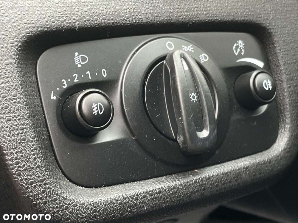 Ford Fiesta - 22