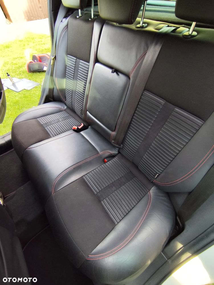 Alfa Romeo Giulietta 1.4 TB MultiAir Distinctive TCT - 10