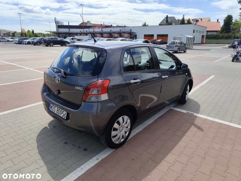 Toyota Yaris 1.4 D-4D Life - 10