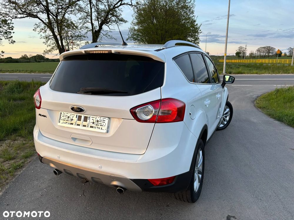 Ford Kuga - 10