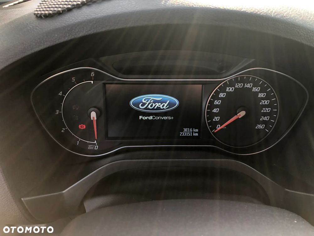 Ford S-Max 2.0 TDCi DPF Titanium - 11