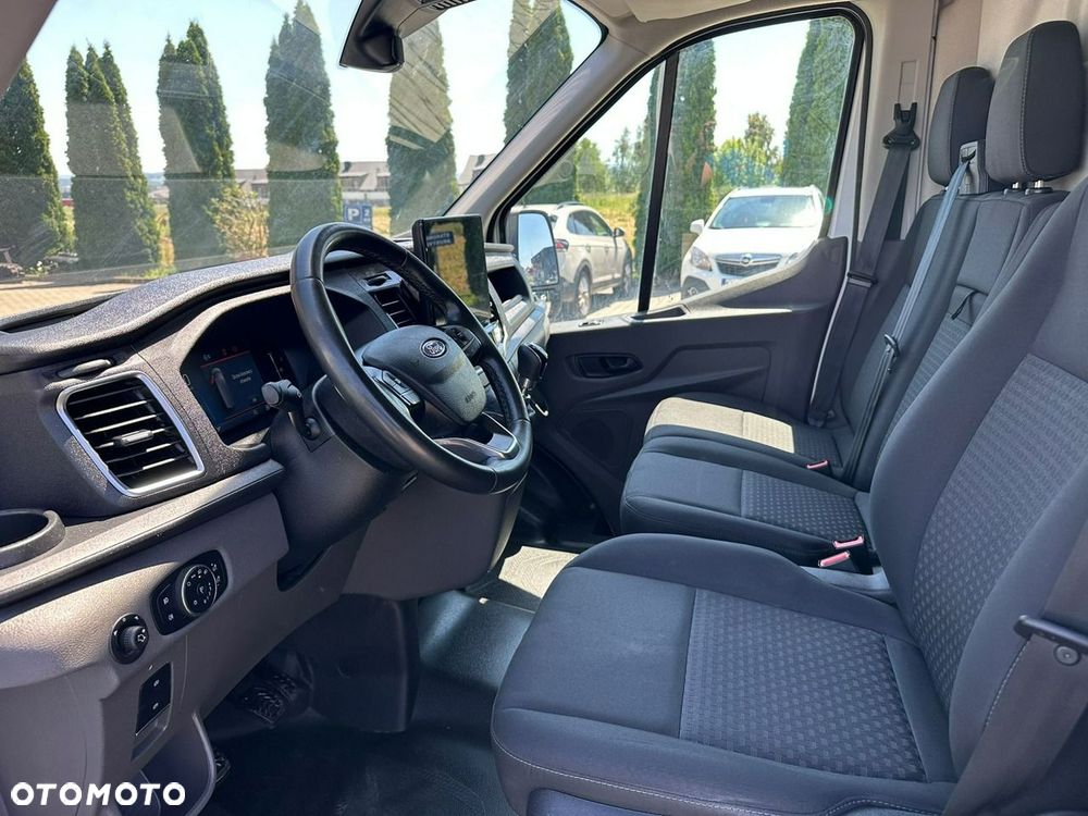Ford Transit - 13