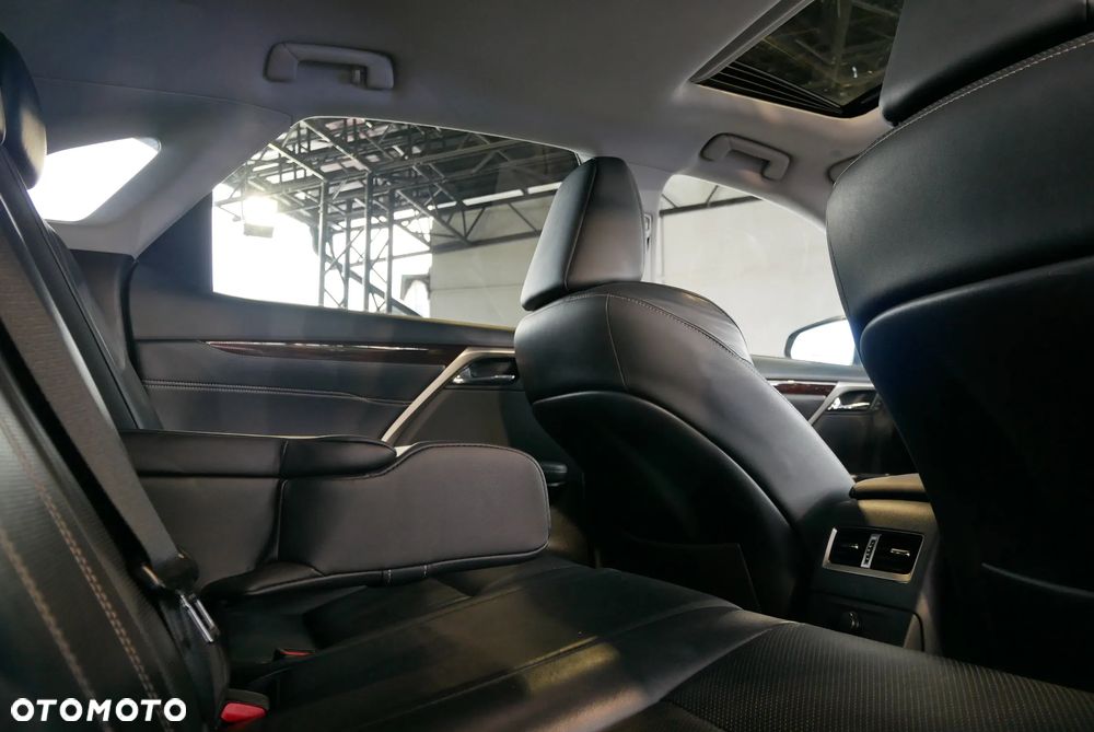 Lexus RX - 29