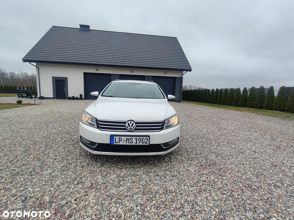 Volkswagen Passat - 17