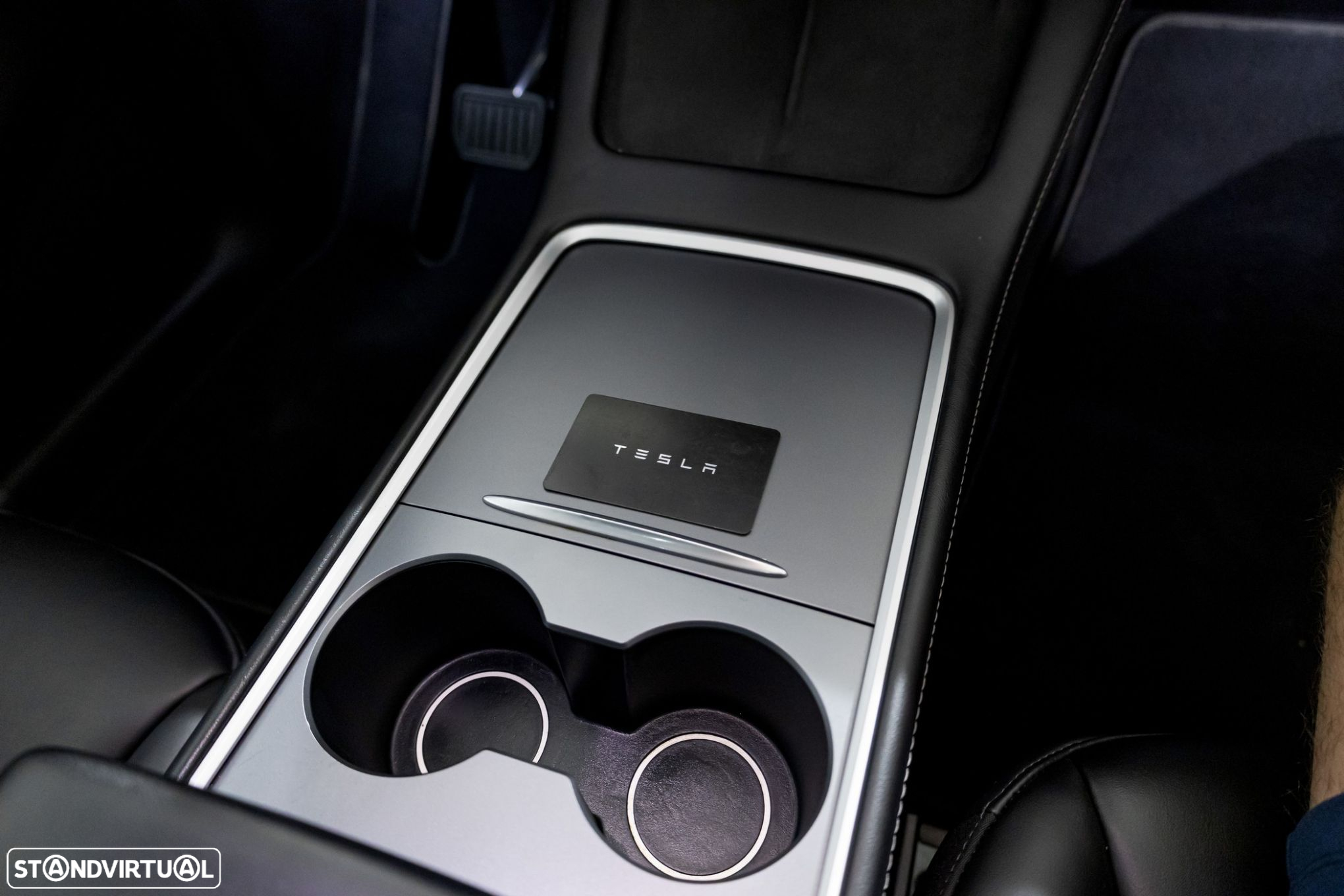 Tesla Model Y Long Range Tração Integral - 8
