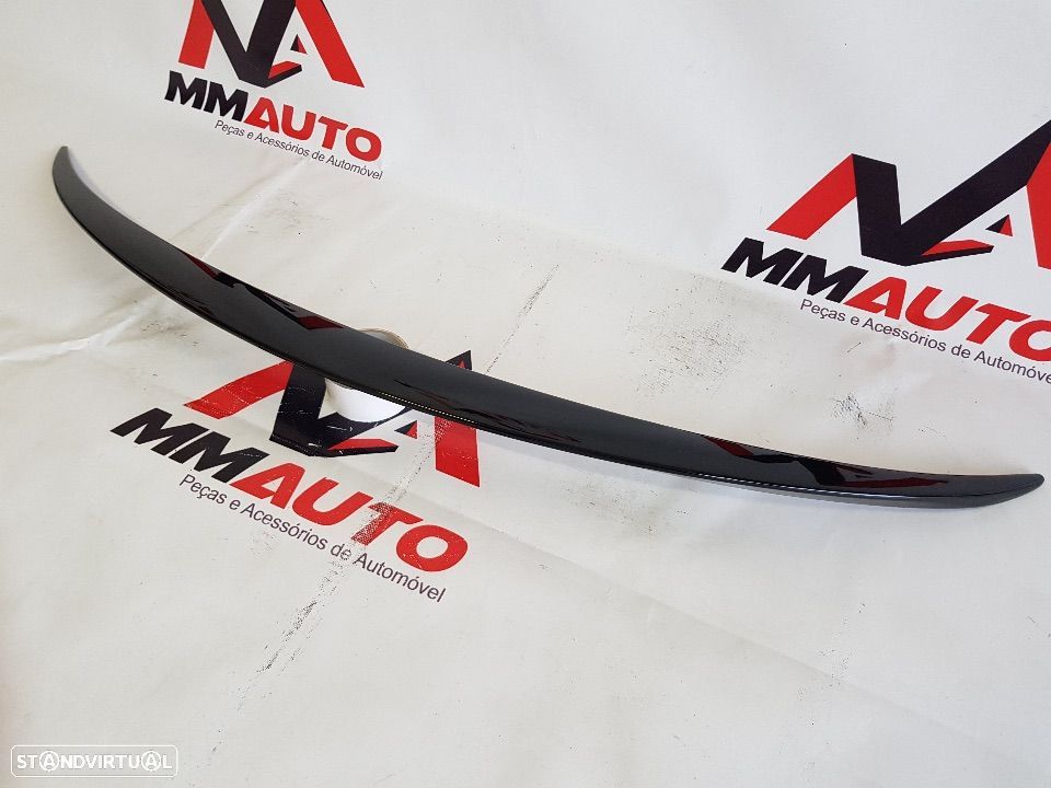 Aileron Mercedes C W205 AMG Preto Brilho - 3