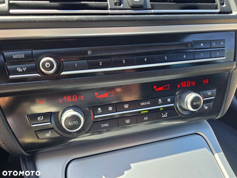 BMW Seria 5 - 35