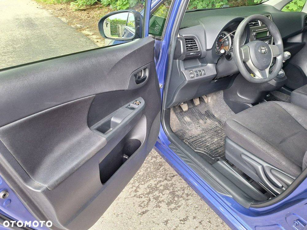 Toyota Verso S 1.33 Luna - 9