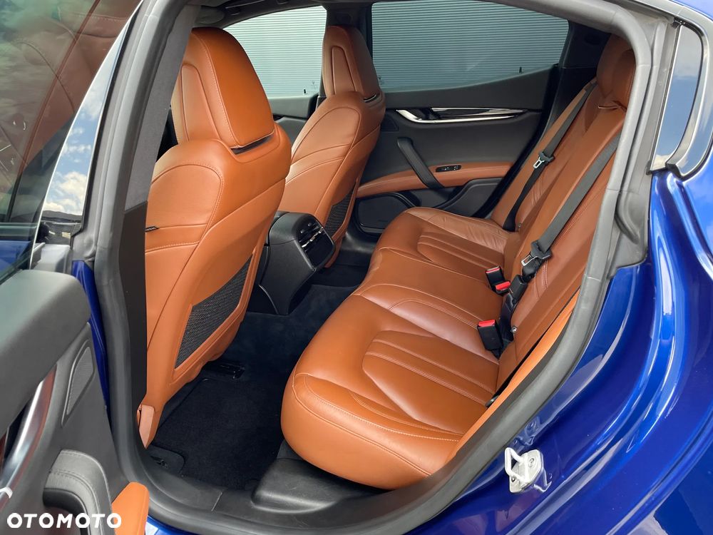 Maserati Ghibli S Q4 GranSport - 16