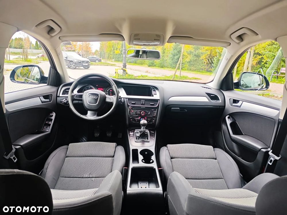 Audi A4 - 24