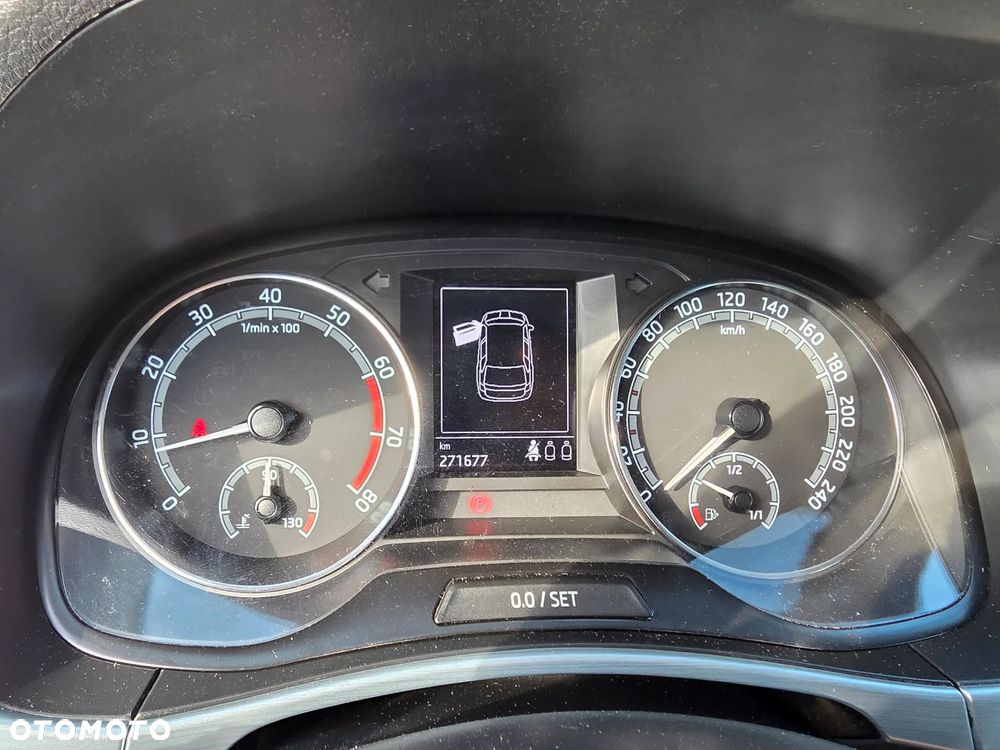 Skoda Fabia 1.0 Ambition Plus - 9