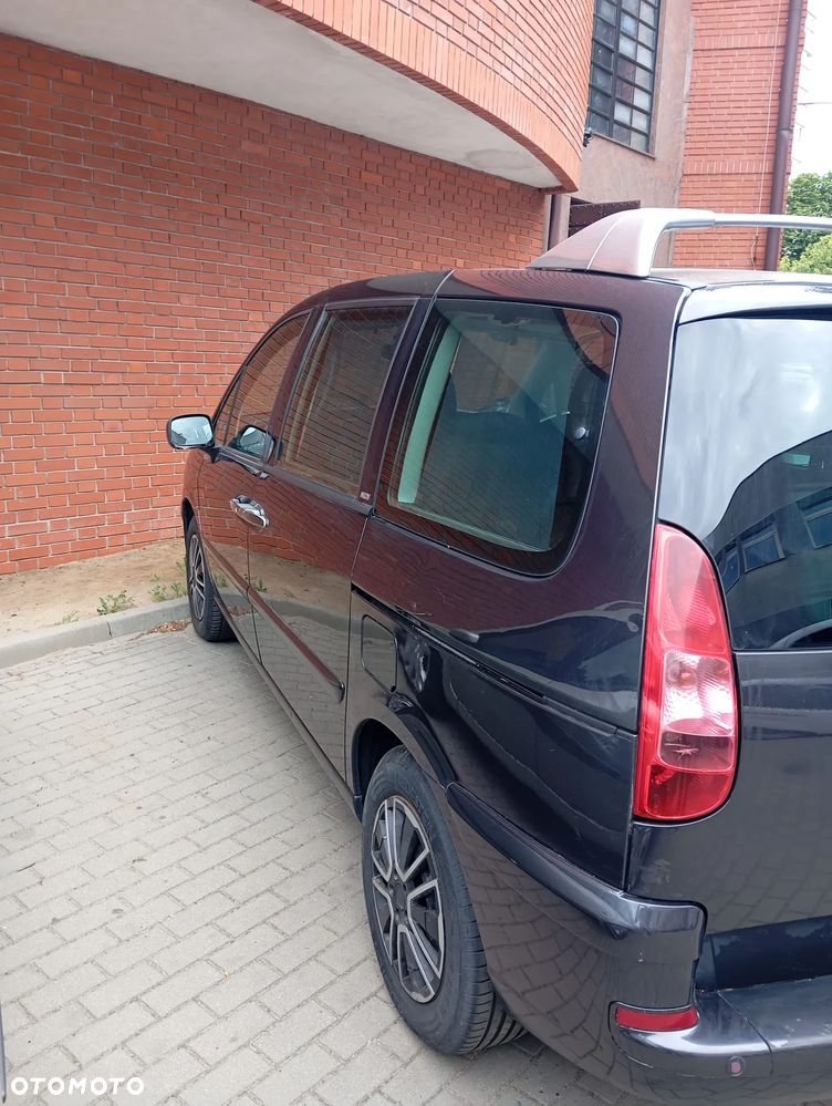 Peugeot 807 2.0 HDi Premium - 3