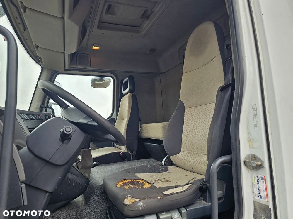 KABINA SYPIALNA RENAULT MIDLUM DXI 06-14 rok - 11