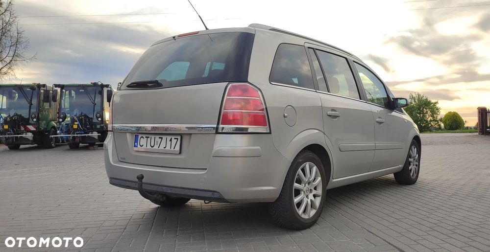 Opel Zafira 1.9 CDTI Enjoy - 9