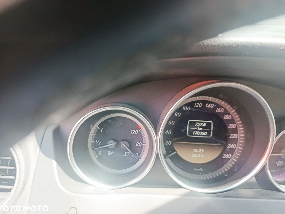 Mercedes-Benz Klasa C 220 CDI Edition - 14