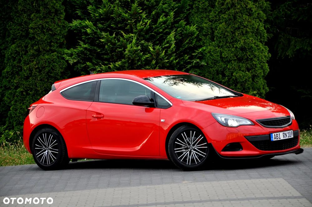 Opel Astra 1.6 Turbo Edition - 11