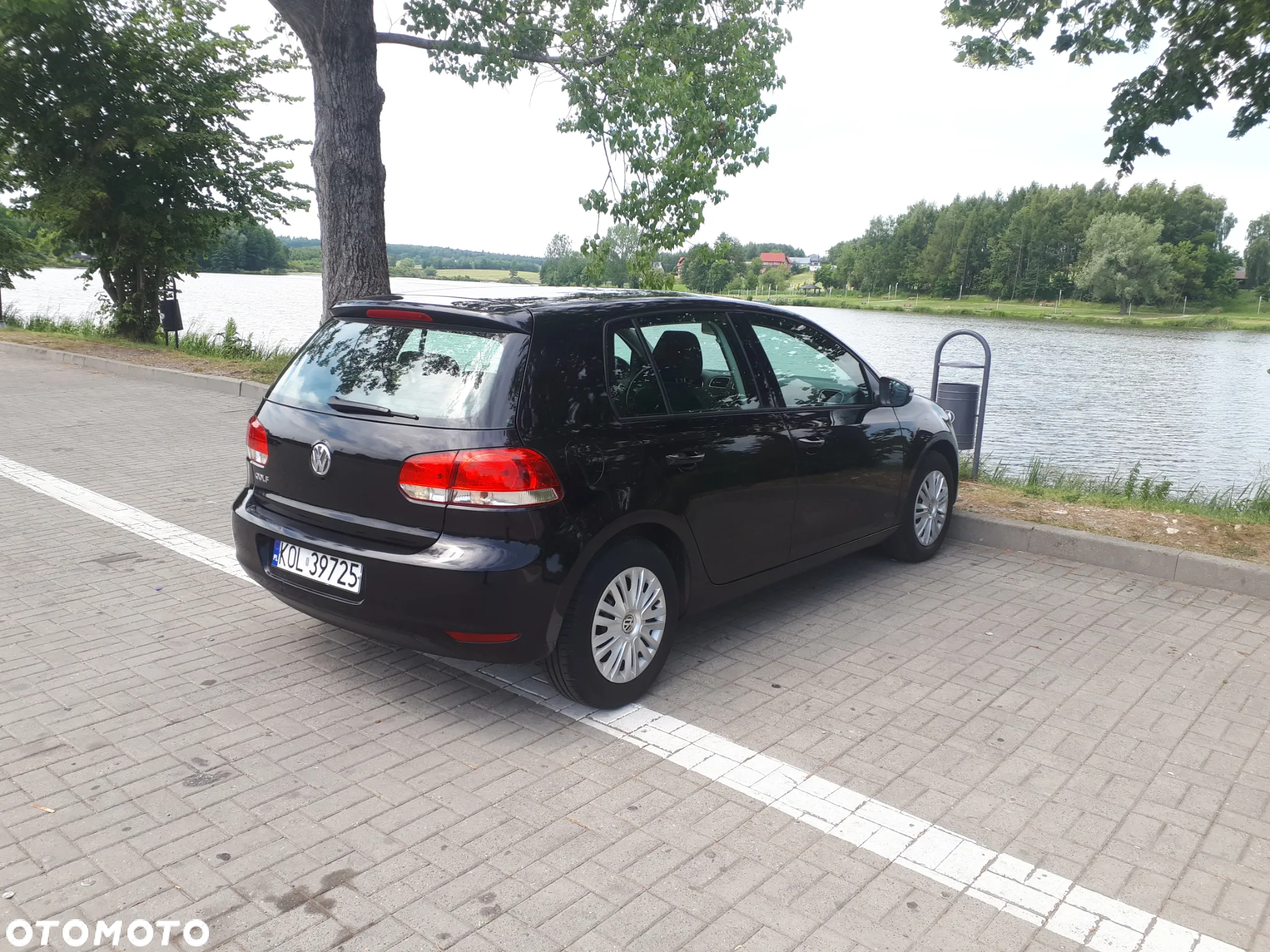 Volkswagen Golf - 6