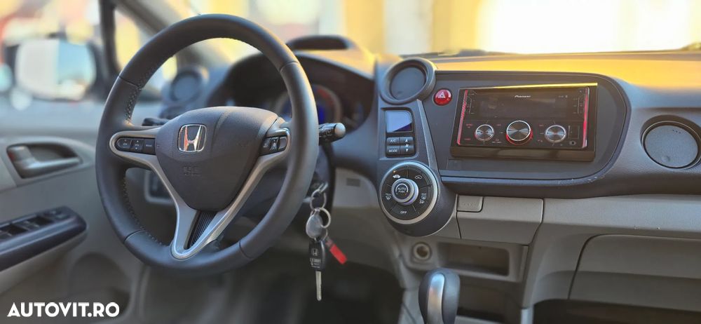 Honda Insight - 5
