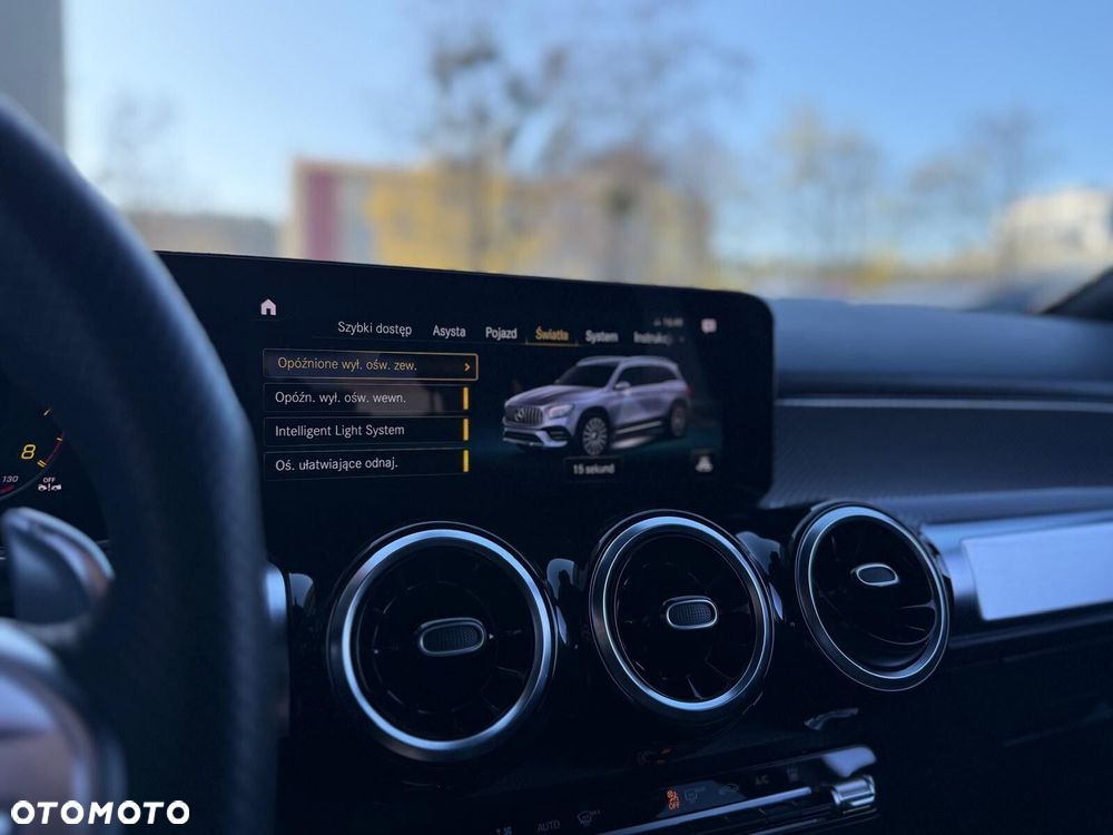 Mercedes-Benz GLB AMG 35 mHEV 4-Matic 8G-DCT - 27