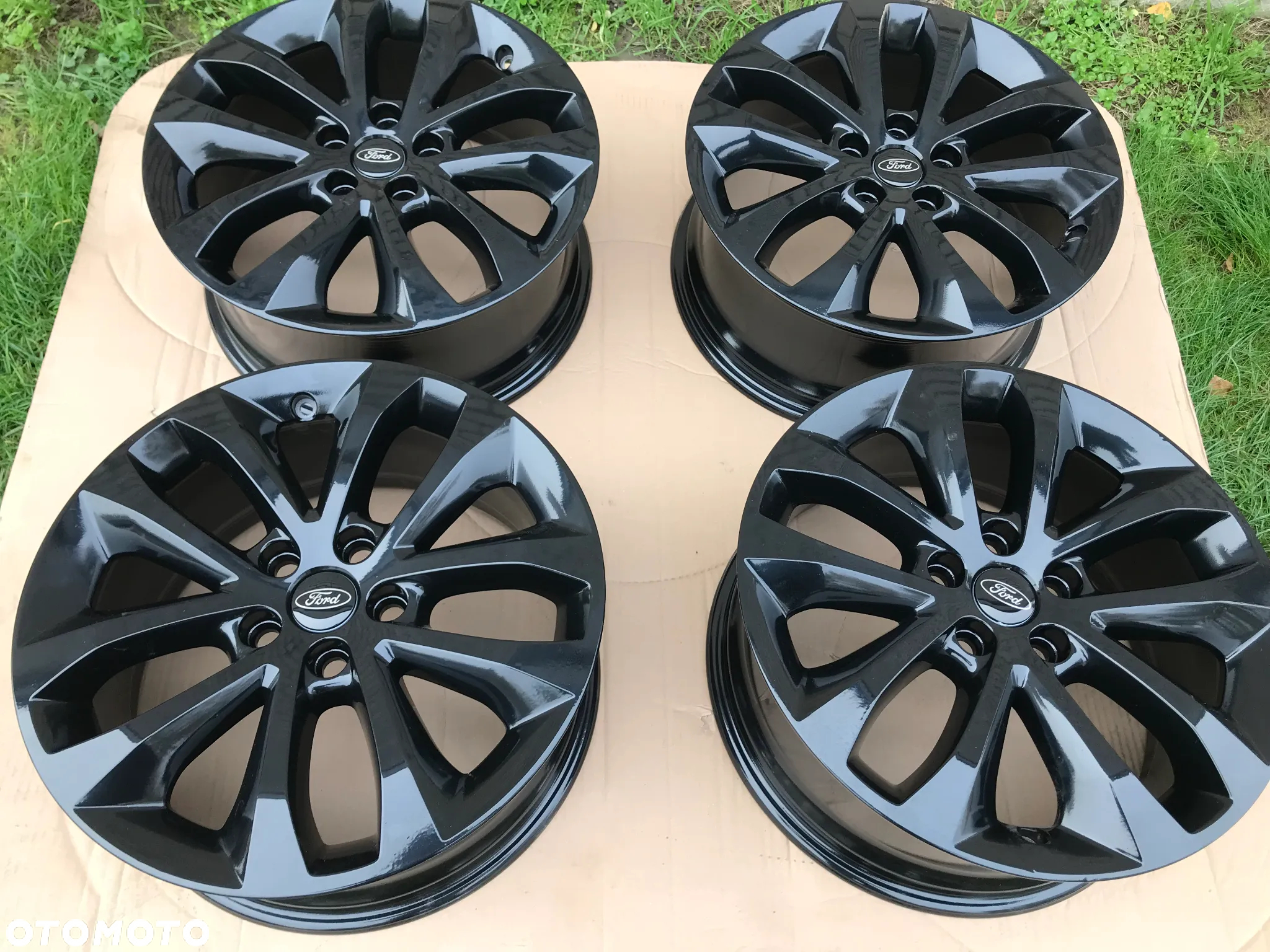 Felgi Ford Mondeo S-Max Kuga 7,5x17 5x108 ET52,5 - 2