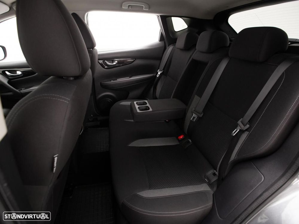 Nissan Qashqai - 10