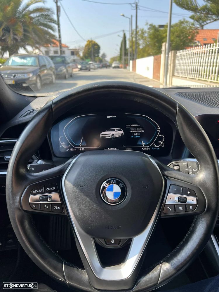 BMW 330 e Aut. Sport Line - 22