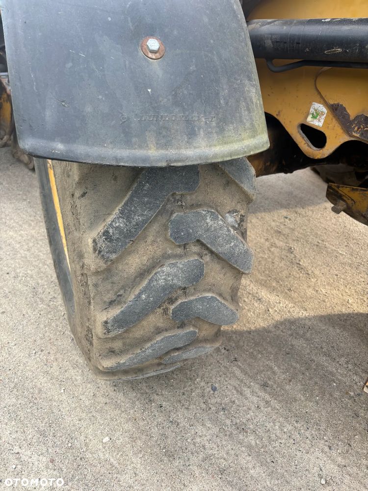 Caterpillar 428E - 12