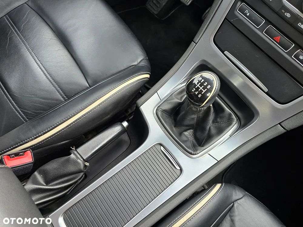 Ford Mondeo - 30