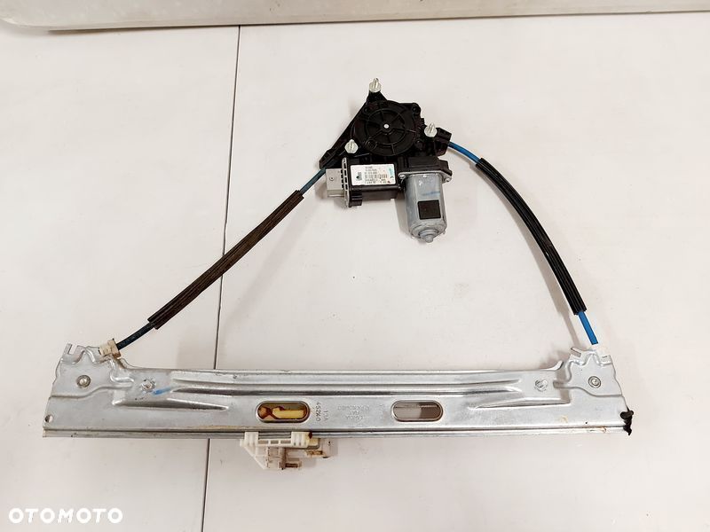 fiat 500l 500 l mechanizm szyby prawy tył podnośnik silniczek tylny 51957505 - 1