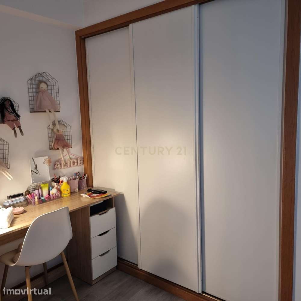 Apartamento Moderno em Marinha Grande, Leiria - 140m² - Grande imagem: 4/8