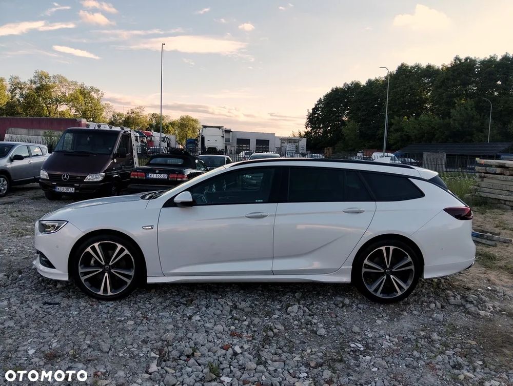 Opel Insignia 2.0 BiTurbo D 4x4 Automatik Ultimate Exclusive - 3