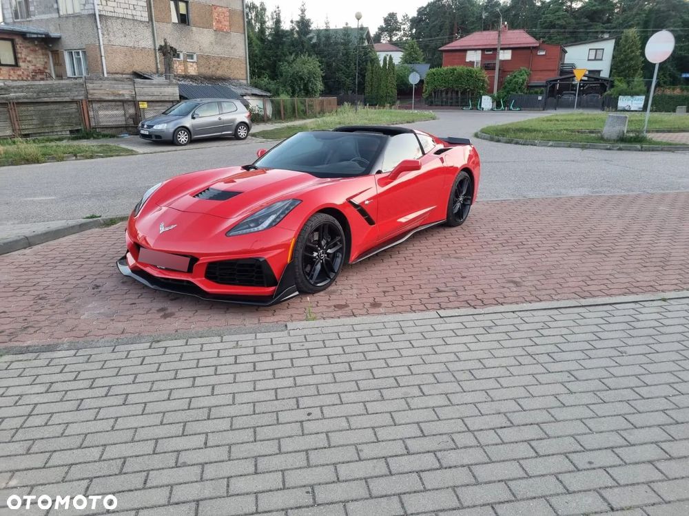 Chevrolet Corvette - 15