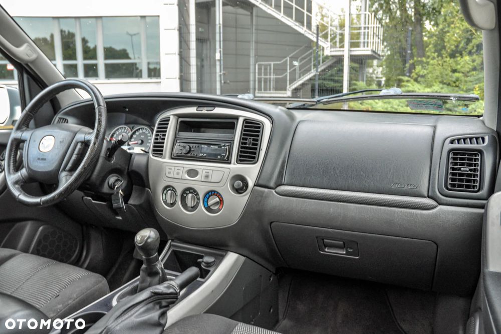 Mazda Tribute - 10