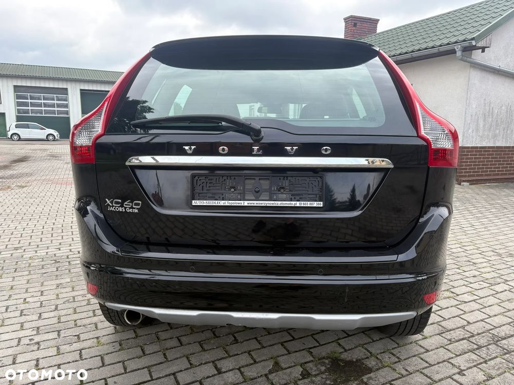 Volvo XC 60 D3 Drive-E Ocean Race - 6